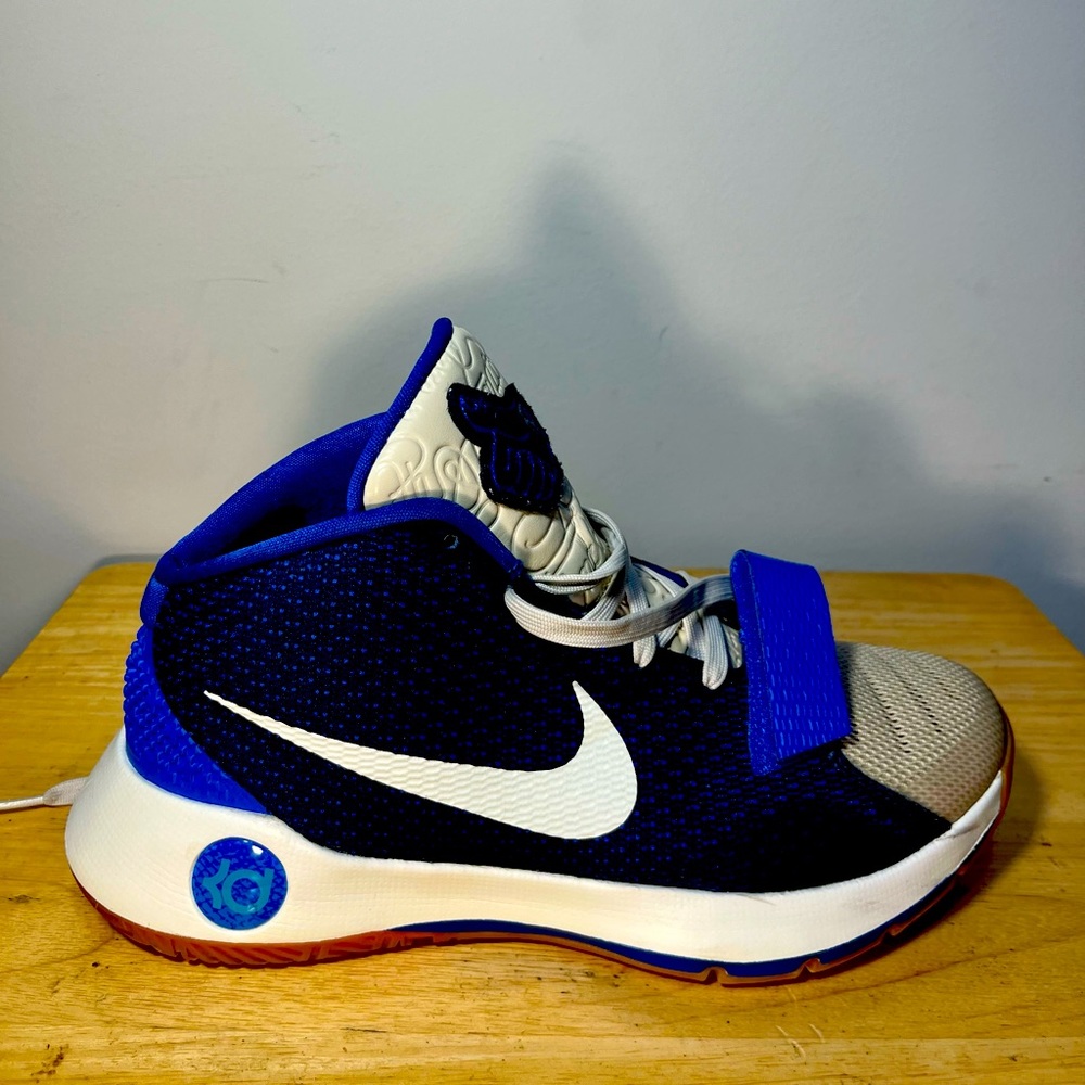 Nike KD Trey 5 III "Thumbs Up"